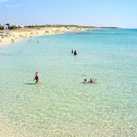 לינה וארוחת בוקר Lo Scrigno Del Salento סאווה