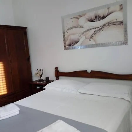 Lo Scrigno Del Salento לינה וארוחת בוקר סאווה