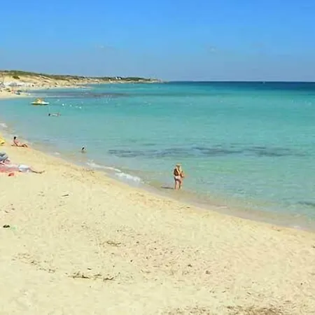 לינה וארוחת בוקר Lo Scrigno Del Salento 3*