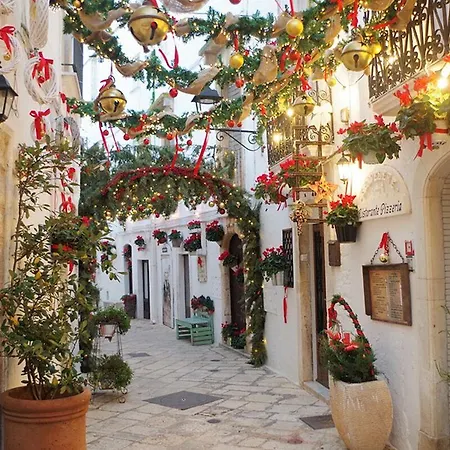 Lo Scrigno Del Salento לינה וארוחת בוקר 3*