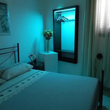 Lo Scrigno Del Salento Bed and Breakfast 3*