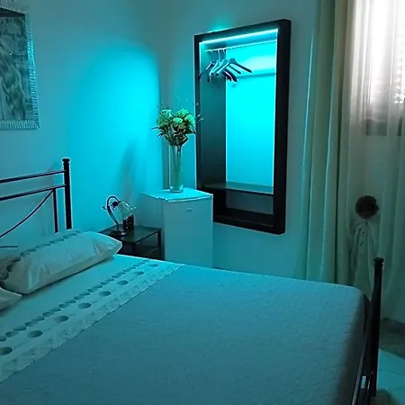 Lo Scrigno Del Salento Bed & Breakfast 3*